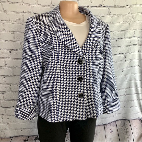 Tahari Arthur S. Levine Size 16 Blazer Suit Jackey - Picture 4 of 11
